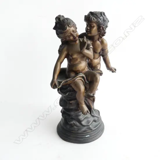 BRONZED METAL SCULPTURE; 2 CHILDREN H.270mm