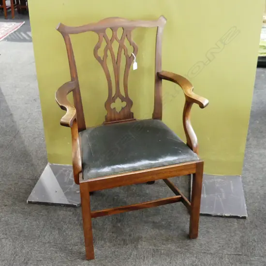 c1940 MAHOGANY CHIPPENDALE STYLE CARVER ARMCHAIR