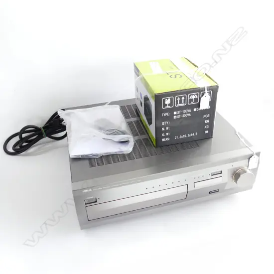 OLD SCHOOL WORKING 100V 190W YAMAHA NATURAL SOUND STEREO AMPLIFIER SUPPLIED WITH A NEW STEP DOWN TRANSFORMER