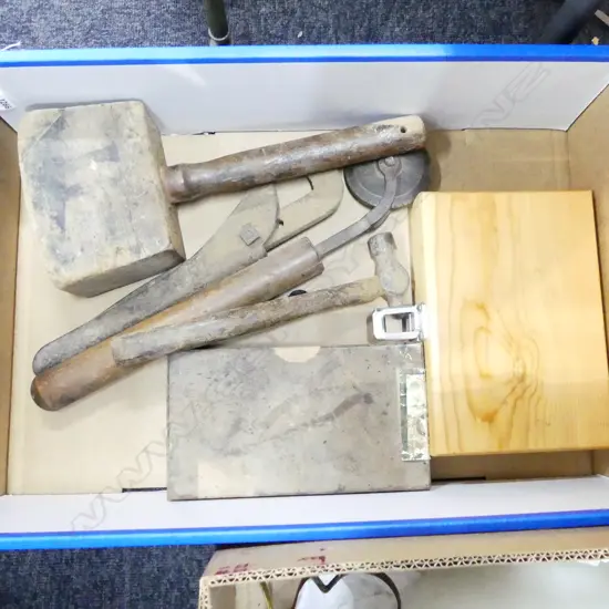 BOX LOT VINTAGE TOOLS & BOXED SPECIALISED WOOD BITS ETC EX. PHIL BROADBENT WORKSHOP