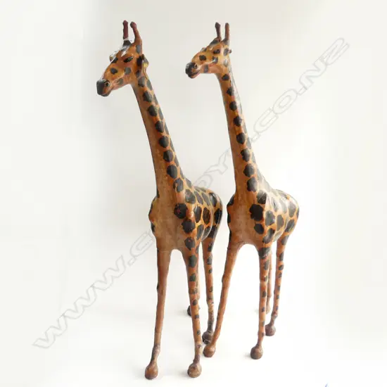 PR LEATHER GIRAFFES H.1040mm