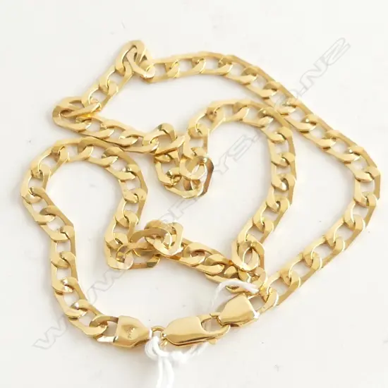 14CT GOLD FLAT CURB LINK NECK CHAIN parrot beak clasp. L.42cm. 18.3gms