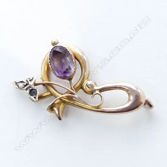 9CT GOLD & GEMSTONE - PURPLE AMETHYST? PENDANT 1.3 GRAMS