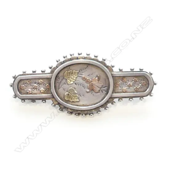 VICTORIAN SILVER BROOCH (unmarked) 30x65mm 9.4 GRAMS