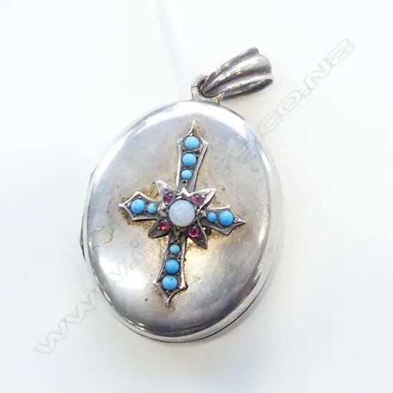 EARLY 20thC SILVER LOCKET w. TURQUOISE CROSS DECORATION 40x30mm 18.6 GRAMS