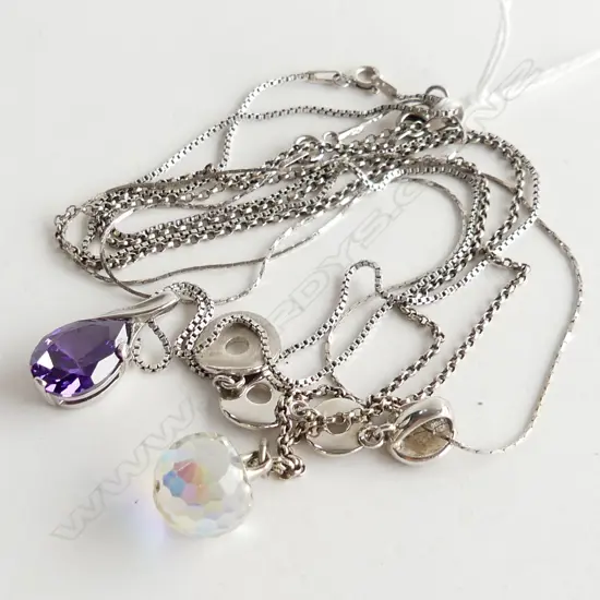3 STG SILVER PENDANTS & CHAINS; CRYSTAL BALL, AMETHYST & CONTEMPORARY DROP PENDANTS 