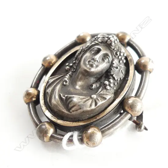 OLD SILVER / METAL CAMEO - UNMARKED 40x30mm 24.0 GRAMS