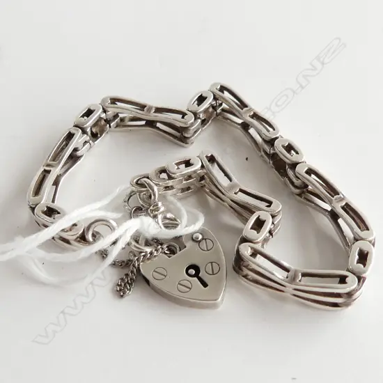 STG SILVER GATE BRACELET WITH PADLOCK, 18.02GMS 
