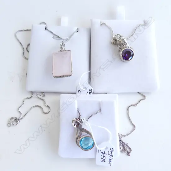 3 925 SILVER PENDANT NECKLACES; BLUE GLASS, PURPLE GLASS, ROSE QUARTZ