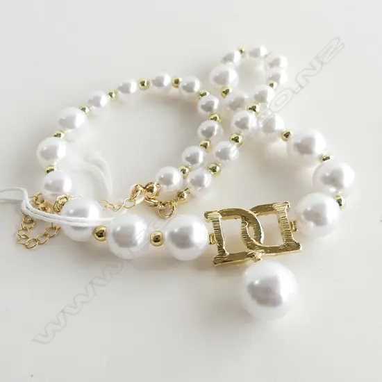 FAUX PEARL 'DIOR' FASHION NECKLACE 