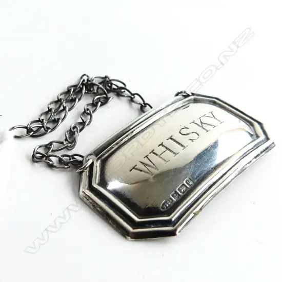STERLING SILVER WHISKY DECANTER LABEL WITH CHAIN ENGLISH HALLMARKS W. 50MM