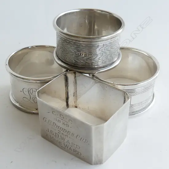 4 MISS MATCHED S/SILVER NAPPKIN RINGS 82grms