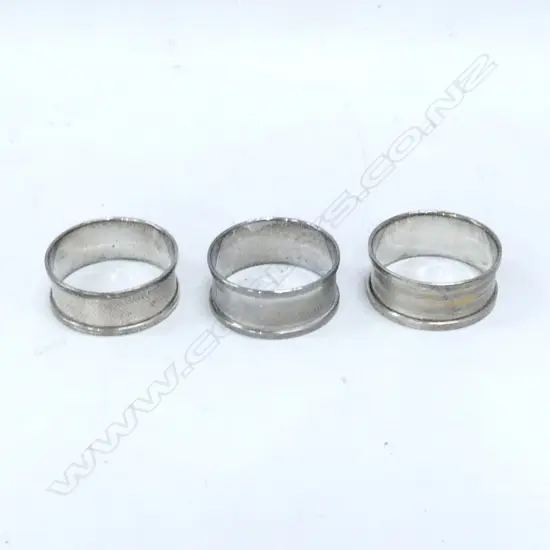 3 SILVER NAPKIN RINGS 39gms