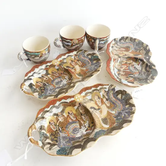 3 JAPANESE MEIJI SATSUMA CUPS & LGE SAUCER DISHES w scholars