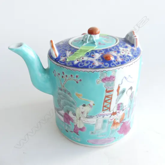 CHINESE LATE QING / REPULIC PERIOD TURQUOISE GROUND TEAPOT (no handle) H.145mm