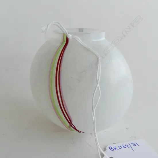 SMALL SIGNED GLASS VASE  KOSTA BODA  H80MM