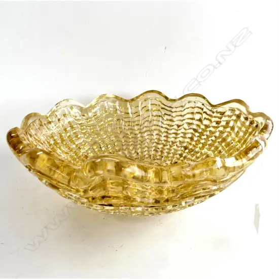 HEAVY PRESSED AMBER GLASS DECO LIGHT SHADE 380mm dia minor rim chips