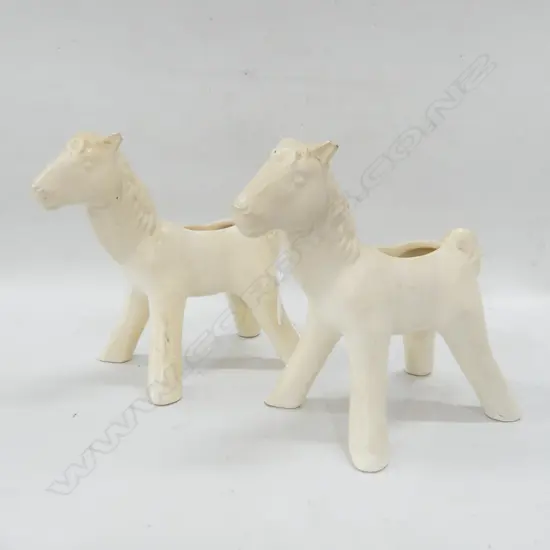 PR CROWN LYNN PONY FOAL VASES #211 H.135mm - both w. ears chipped, white glaze 