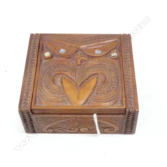SM CARVED WOODEN MAORI TRINKET BOX. 100 X 90mm