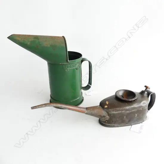2 OLD OILCANS, ONE LONG REACH, L.290mm OTHER GREEN, H.180mm