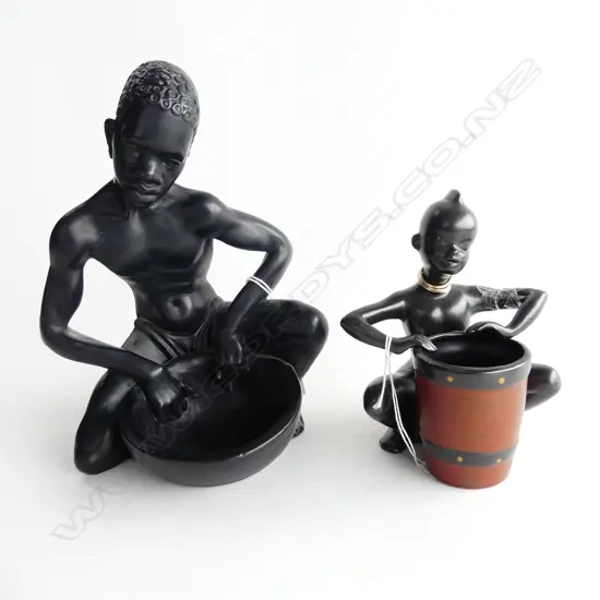 2 AFRICAN FIGURES, 1960S AFRICAN FIGURE WITH BOWL, H.220mm & SMALLER FIGURE (FAULTED) H.150mm