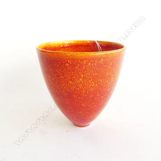 GRAHAM AMBROSE DEEP ORANGE YELLOW BEAKER VASE H.125mm