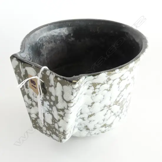 COLONIAL WALL MOUNT SALT CELLAR SPONGE WARE, DIA. 180MM  AMERICAN?