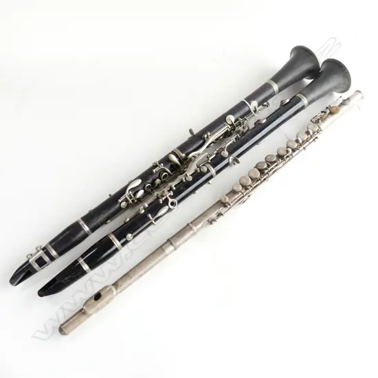 2 VINTAGE CLARANETS & FLUTE L680MM