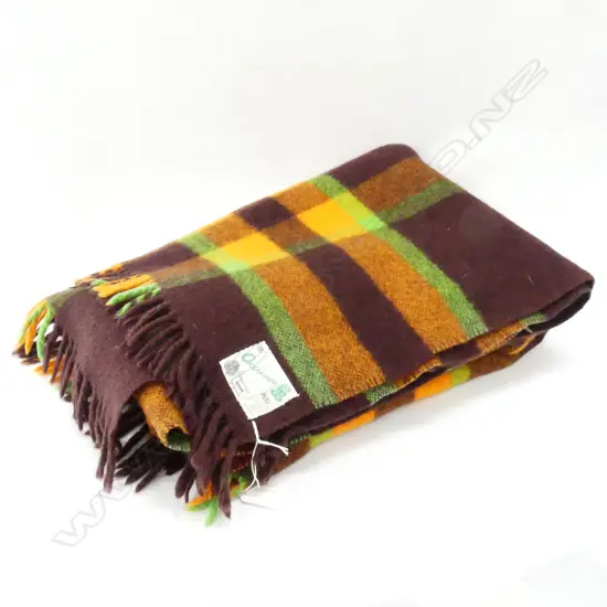 ONEHUNGA BROWN CHECK WOOLLEN BLANKET RUG TIKI LABEL