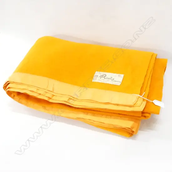 ONEHUNGA ORANGE WOOLLEN PRINCESSS BLANKET TIKI LABEL