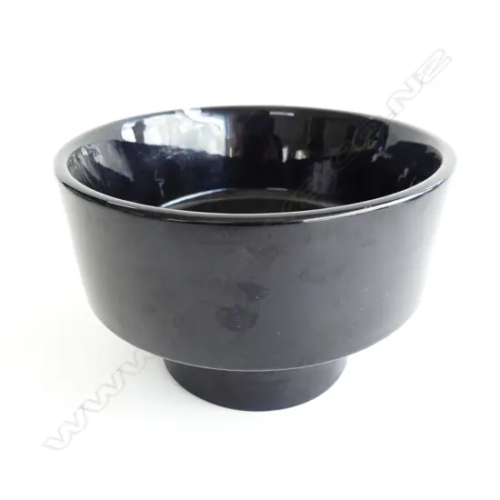 CROWN LYNN BLACK GLAZED FLOWER BEAUTY RANGE PEDESTAL PLANTER, DIA 167 H. 120MM