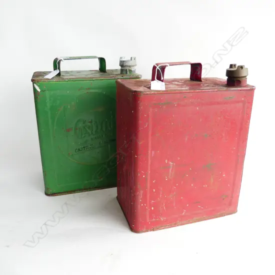 2 OLD PETROL CANS SHELL (RED) & CASTROL (GREEN), BOTH H.280mm