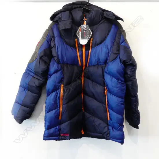 AS NEW ARFLEX B&B EXTREME WARM L SIZE BREATHABLE MOUNTAINEERING JACKET
