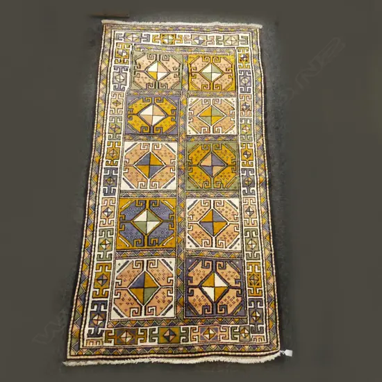 HAND KNOTTED ALL WOOL RUG - GEOMETRIC PATTERN 2050x1030mm