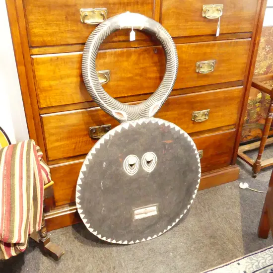 AFRICAN SHEILD? CARVED & PAINTED H.1060mm