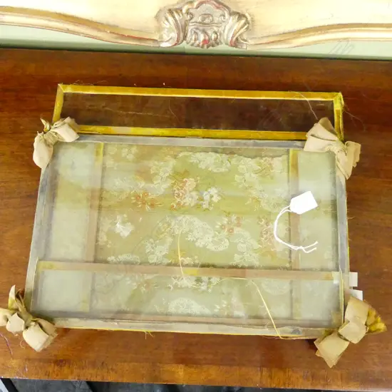 VINTAGE GLASS DISPLAY CASE L.430MM