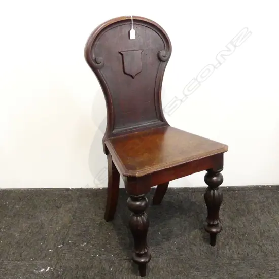 VICTORIAN MAHOGANY SHIELD BACK HALL CHAIR