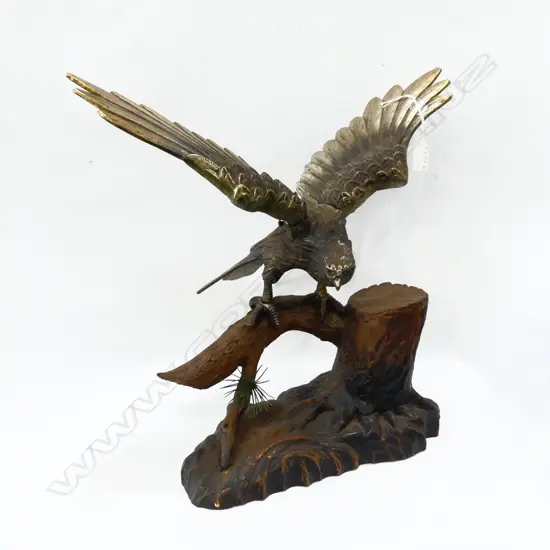 OLD ORIENTAL GILDED IRON EAGLE ON CUT BRANCH SCULPTURE h.455mm. W.470mm