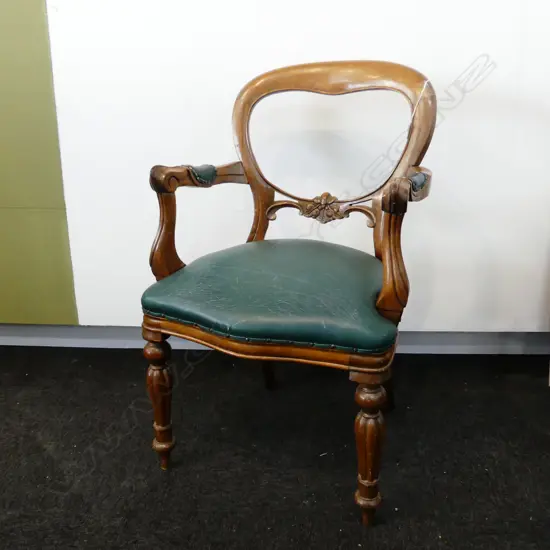 VICTORIAN STYLE MAHOGANY & GREEN LEATHER BALLOON BACK CHAIR