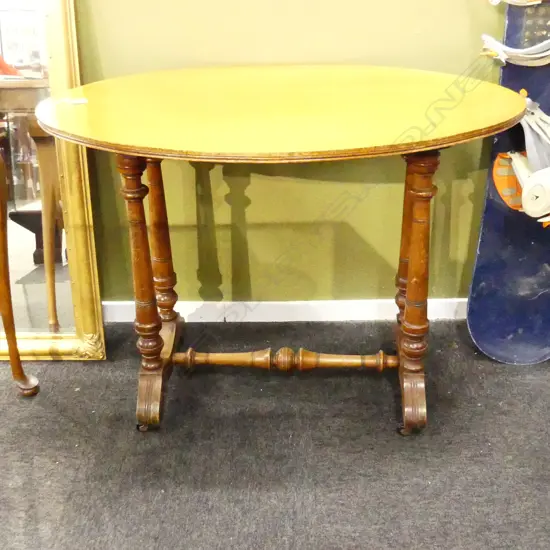 EARLY 20thC KAURI OVAL OCCAISIONAL TABLE 600x980x710mm
