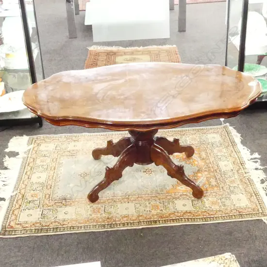 MAHOGANY PEDESTAL COFFEE TABLE 1190x670x550mm