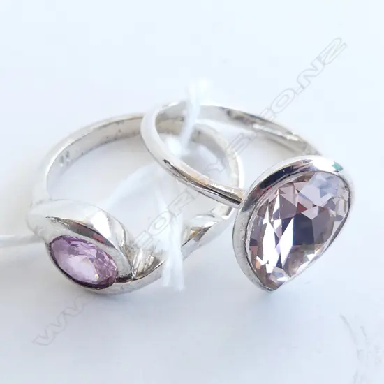2 925 SILVER RINGS; PINK & AMBER STONES