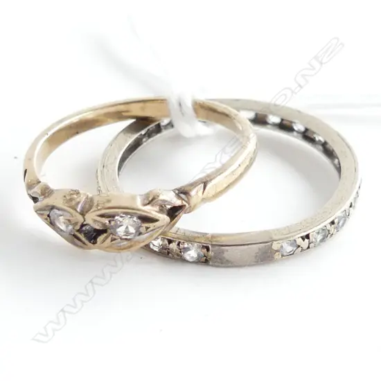 2 9CT GOLD CZ SET RINGS 3.6GMS