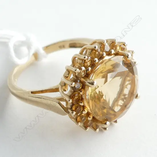 10CT YELLOW QUARTZ ? STONE RING 5.5 GRAMS SIZE N