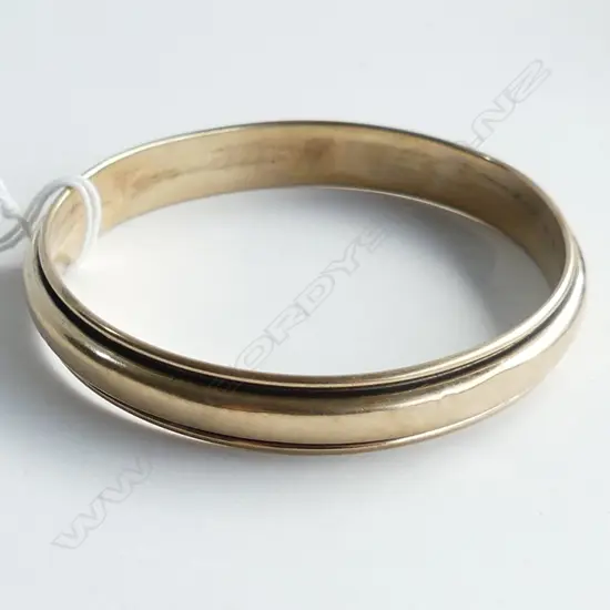 9CT GOLD BANGLE 16.0 GRAMS