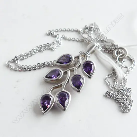 925 SILVER &amp; AMETHYST COLOURED GEM STONE PENDANT &amp; CHAIN 