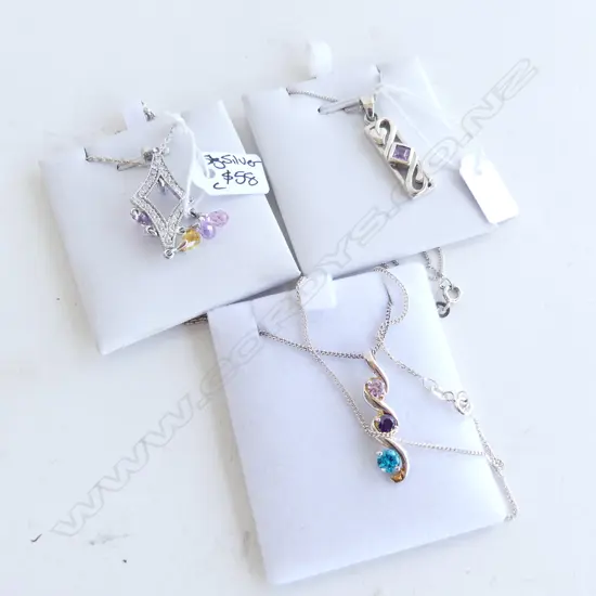 3 925 SILVER PENDANT NECKLACES