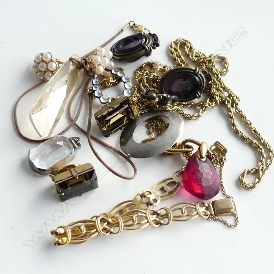 SMALL BOX PENDANTS  BRACELETS  CRYSTALS ETC