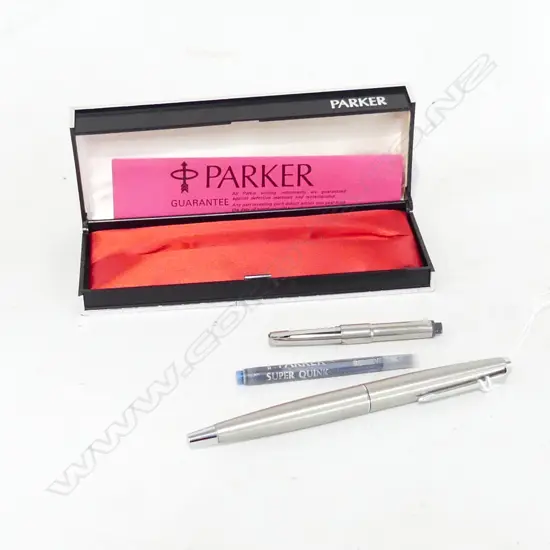 PARKER PEN, BRUSHED SILVER FINISH, CASED 