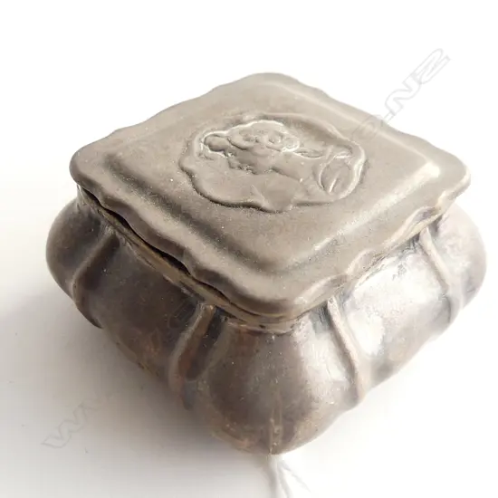 SMALL S/SILVER SNUFF BOX  DIA40MM W29grms